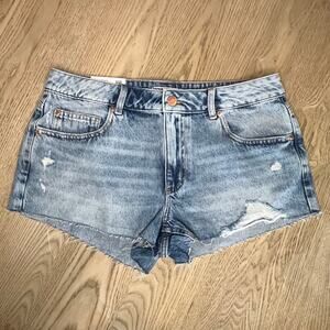 NWT Garage Denim Festival Micro Shorts Lowrise Blue Distressed Women’s Size 9